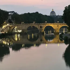https://trastevere-in-charme.it-romehotels.com