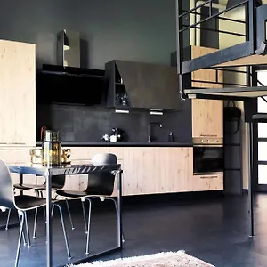 Apartamento Comecasa Loft Navigli 2 Bedrooms, Milán