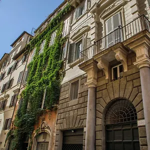 https://best-apartment-in-rome-campo-de-fiori.it-romehotels.com
